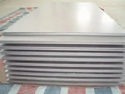 Teshilgan titan plitasi